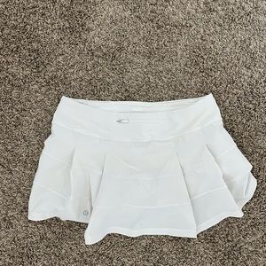 White lulu lemon skirt